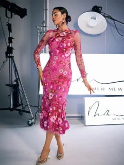 Dresses|Midi Dresses*Mew Mews Fashion Amara Long Sleeve Embroidered Midi Dress In Hot Pink