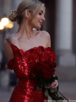 Embellishment|Dresses*Lu Yili Catherynne Off Shoulder Flower Sequin Maxi Dress