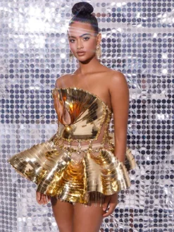 Sets & Co-ords|Embellishment*Embellishment O/S Jahdiel Crystal Fringe Metallic Skirt Set In Gold