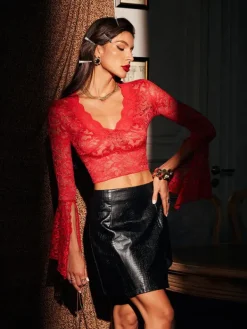 Tops*Mew Mews Fashion Marcella Trimmed V Neck Crop Lace Top